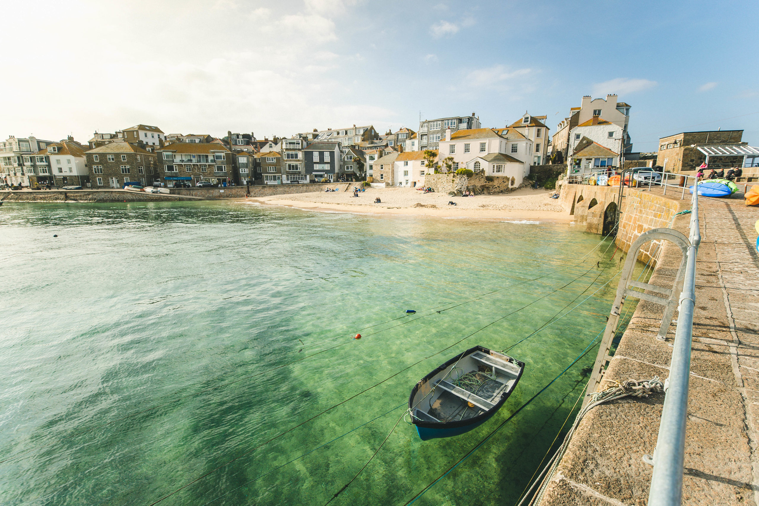 CORNWALL TRAVEL GUIDE