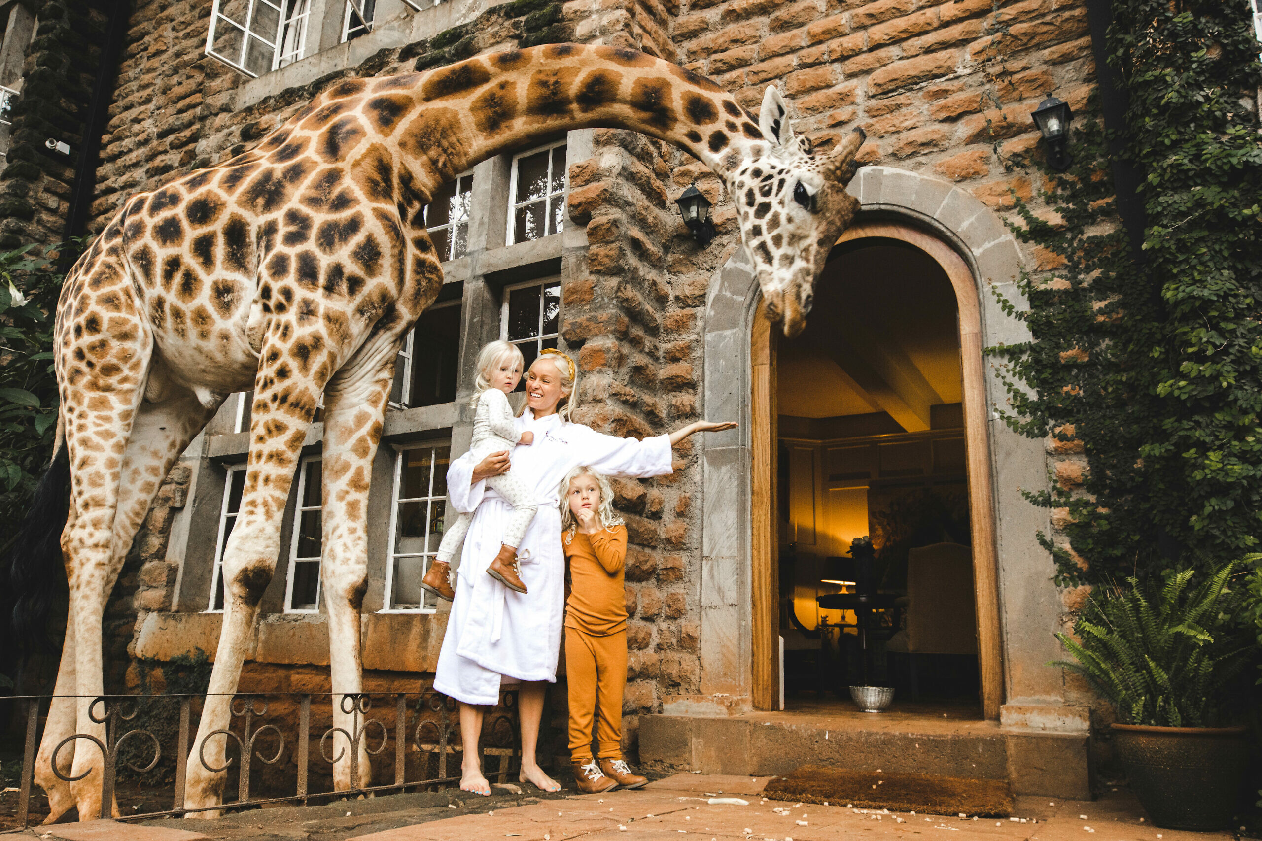 THE GIRAFFE MANOR: Our Family Stay